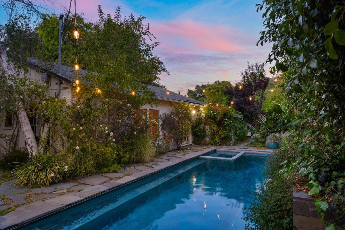 Pool & Ping-pong Mini-golf & 5br