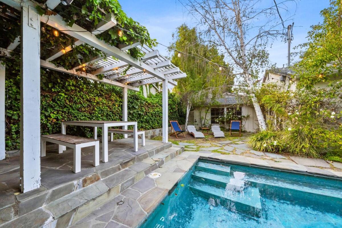 Pool & Ping-pong Mini-golf & 5br Holiday home Los Angeles